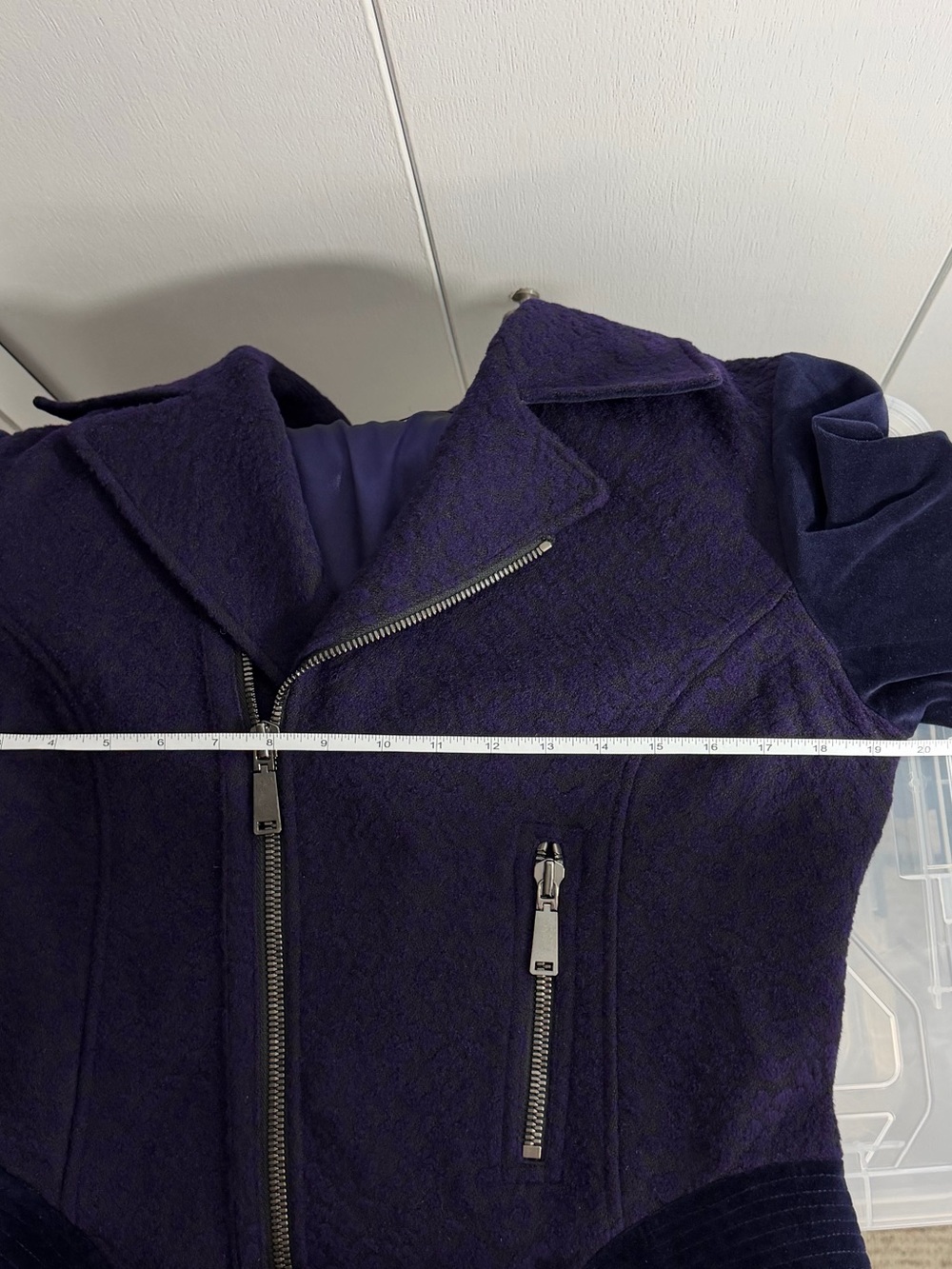 T Tahari Motto Style Wool Blend Velvet Sleeve Jacket Purple Size 12 - Picture 15 of 16